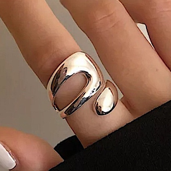 Sterling Silver Geometric Two Piece Ring Set - Picture 5 of 12